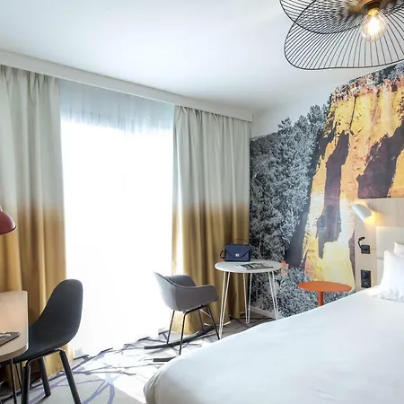 Mercure 4*